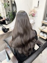 アイプラス(i plus+)&nbsp;後ろ姿から伝わる可愛さ☆ウォームベージュ