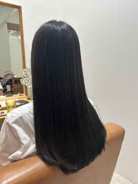 スーリール 今宿店(Sourire) ダークオリーブカラー