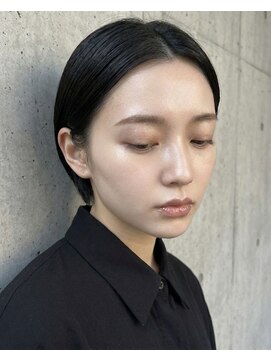 グロウ 丸の内(GLOW) クールショートボブ