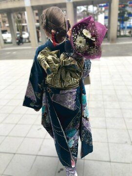 ロイオブジゼル(roi of GiseL) ヘアセット 成人式 卒業式 振袖 袴 タイトシニオン カチモリ