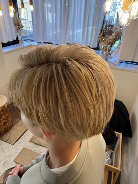 メンズバイココテラス 豊中(men's by cocoterace) ミルクティーベージュカラー