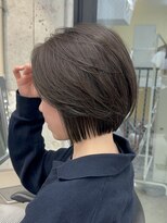 ラフ 新宿(Laff)&nbsp;切りっぱなしボブ　縮毛矯正　アッシュカラー　レイヤーボブ