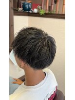 ヘアーズ はれるや(hair's)&nbsp;センターパートアップバング韓国系黒髪メンズカットマッシュ