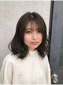 暗髪ミディアム