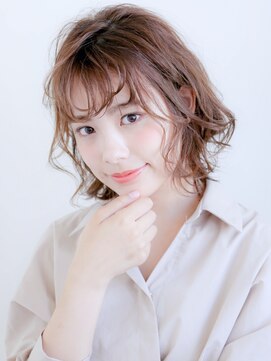 ラ ブレス 大阪梅田(LaBless) 大人かわいいひし形ショートボブ