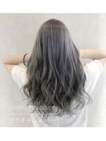 バトー(bAteAu)&nbsp;アッシュ、グラデーション、エクステ、インナー、ハイライト