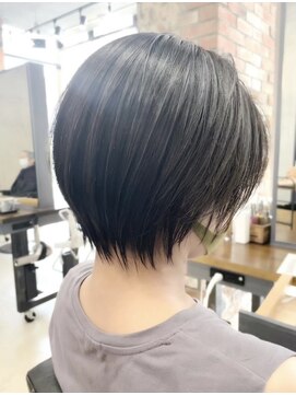 ザシー オモテサンドウ(The C) 30代40代50代◎ウルフレイヤーショート「TheC 表参道」