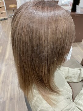 イタクラ 鳥屋野店(ITAKURA) ベージュカラー