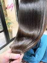 ロウ 吉祥寺(ROW)&nbsp;オトナ可愛い◇20代30代40代◇くすみブルー【吉祥寺/髪質改善】