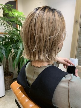 オブ センス(Of Sense) 切りっぱ×根元外しブリーチ