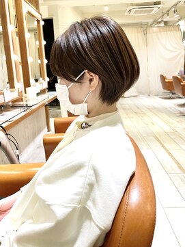 ネオリーブ クタ 町田店(Neolive kuta) 大人ショート【町田、町田駅220213】