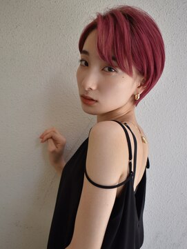 ブゾン(buZon) 【buZon ブゾン】ベリーピンク×大人ショートボブ