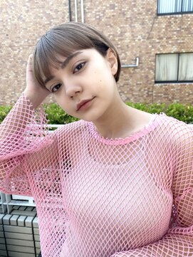 シータ(sheta) 【sheta/表参道】マッシュショートボブオン眉丸みぱっつんウルフ