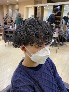 サロン ド ロイ(Salon de Roi) プードルパーマ