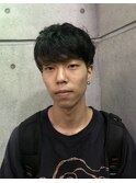 黒髪マッシュ