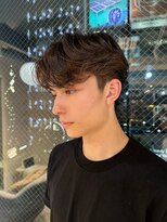 マインバイアフロートギンザ(MYNE by AFLOAT GINZA)&nbsp;センターパートニュアンスパーマ韓国マッシュメンズ