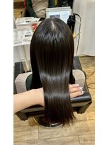 イオエ(ioe)&nbsp;黒髪/ボブルフ/ネビージュ/小顔/ワンレン/髪質改善/グレージュ