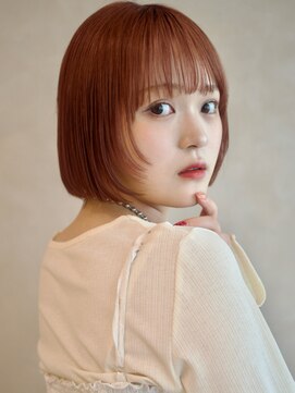 ガーデンヨコハマエスト(GARDEN YOKOHAMA est) 顔周りレイヤー切りっぱなしボブ内巻きワイドバング暖色カラー