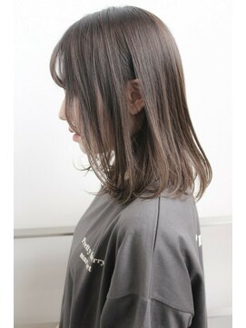 アルテロワジール(Alte Rowazle) 魔法のバブルx暗髪ストレート