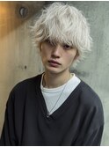MEN’S HAIR/サーフカール/刈り上げセンターパート/ブリーチ