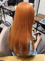 オモチャ(OMOCHA)&nbsp;鮮やかオレンジカラーで個性を輝かせる