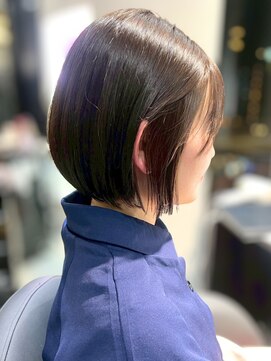 ワンバイジエクト 梅田 似合わせショート/ココアグレージュ/ショートボブ