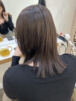 ヌー 栄(nuu) 【YUKI】ワンカラーで作るヘーゼルベージュ