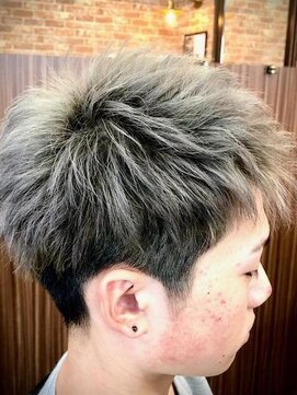 ヨシダ(YOSHIDA) ホワイトグレージュ×メンズショート