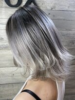 ヘアメイク フォックス 錦店(hair make FOX) グラデーションカラー×シルバー、ホワイト