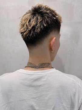 フランクスバーバーリザーブ 人形町店(FRANK’S BARBER RESERVE) ローフェードアップバングスタイル　ｙ