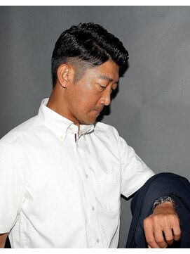 ワンワンオー バーバーショップ コンチネンタル(@110 BARBER SHOP continental) ビジネスショート