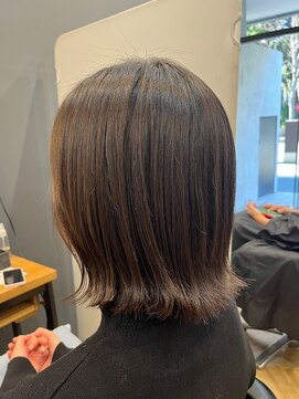 アルター(aL ter) ぱつっとボブ