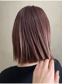 切りっぱなしボブ ピンクベージュ ブリーチ必須