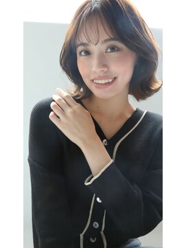 シャルムバイルーチェココ(CHARME by Lu'ce coco) フェミニンレイヤー[デザインカラーレイヤーカットウェットヘア]