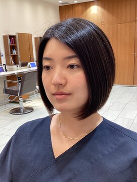 ピークアブー アヴェダ アトレ恵比寿(PEEK-A-BOO AVEDA) ワンレングス前下がりボブ