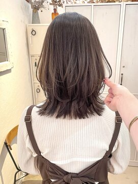 ニューラインギンザ(New-Line 銀座) 柔らかレイヤー【中野莉子】