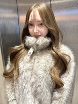 天神美容室&nbsp;冬と春にモデルヘアは【くすみミルクティー】で決まり！！