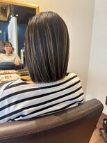 ネイビーヘアデザイン(navy hair design) 切りっぱなしボブ