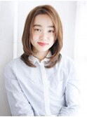 かきあげバングの内巻きレイヤースタイル