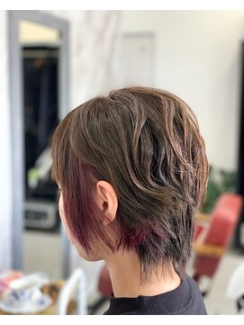 デイジー(Daisy) ショートヘア×インナーバイオレット