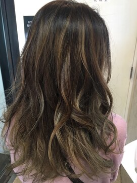 エスアッシュ ヘア(S-Ash Hair) バレイヤージュ