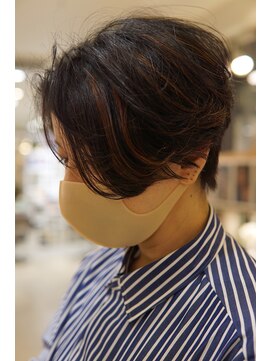 クラメール 黒崎コムシティ店(Kraemer) ハンサムショート:表面にコントラストハイライト