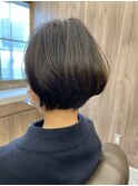 内巻きワンカール前下がりショートボブ30代40代50代60代70代