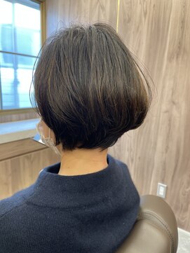 アルボーテルジェ(Art BeAute' ROUGET) 内巻きワンカール前下がりショートボブ30代40代50代60代70代