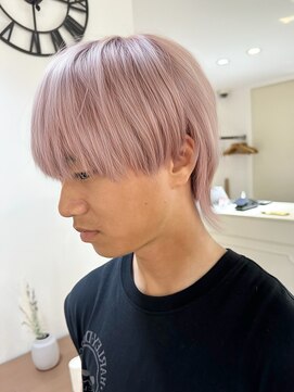 イリ 梅田(ili) ハイトーンピンクウルフマッシュ