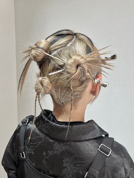 ノエル ヘアー アトリエ(Noele hair atelier) ☆個性派カチモリ☆