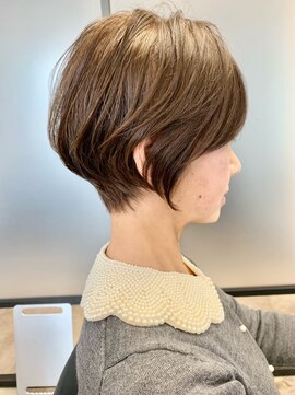 アルトル 池袋(altru) 大人女性に人気の上品ショート/池袋/白髪ぼかし