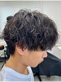 波巻きスパイラルパーマシャドウパーマメンズ刈り上げ緩め30代