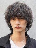 フィフス 大分(fifth)&nbsp;大分波巻きスパイラルパーマメンズカットラウンドマッシュつよめ