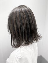 ジーナ 札幌(Zina)&nbsp;【Zina札幌】イメチェン毛先パーマ耳かけ×フォギーベージュ